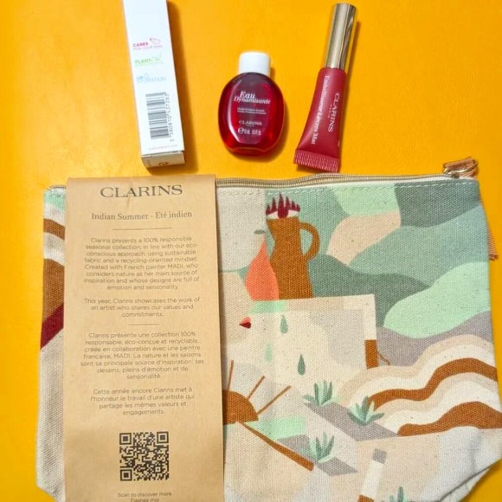 Clarins Cream & Green Cosmetic Bag Artistic Design - Lip Perfector